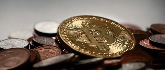 Blockchain-Experte Jörg Hermsdorf: Vier Thesen zur Zukunft der Kryptowährungen Blockchain-Experte Jörg Hermsdorf: Vier Thesen zur Zukunft der Kryptowährungen