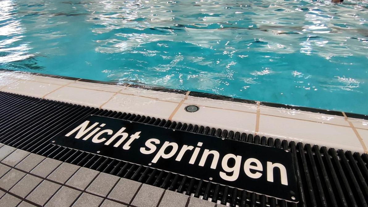 VKU-Umfrage - Jedes dritte Schwimmbad erhöht 2025 die Preise VKU-Umfrage - Jedes dritte Schwimmbad erhöht 2025 die Preise