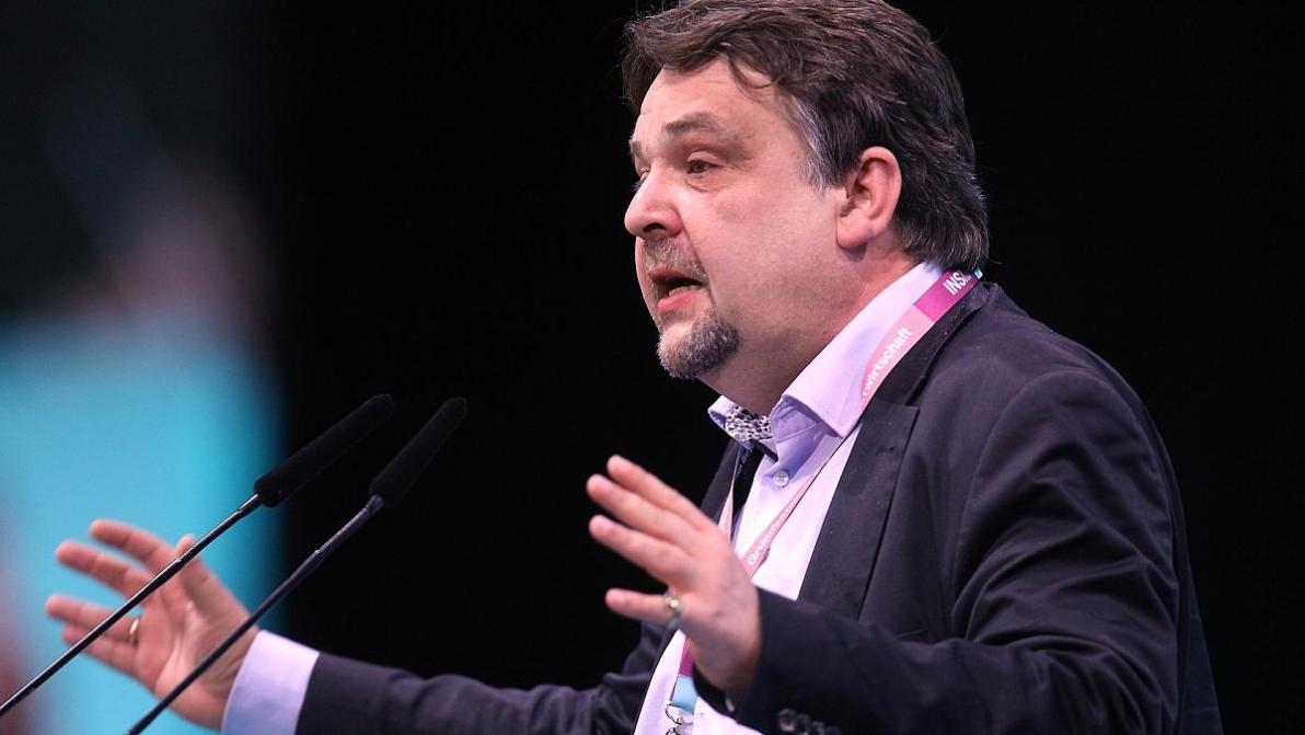 Wirtschaft - CDU gegen SPD-Vorstoß zur höheren Beitragsbemessungsgrenze Wirtschaft - CDU gegen SPD-Vorstoß zur höheren Beitragsbemessungsgrenze