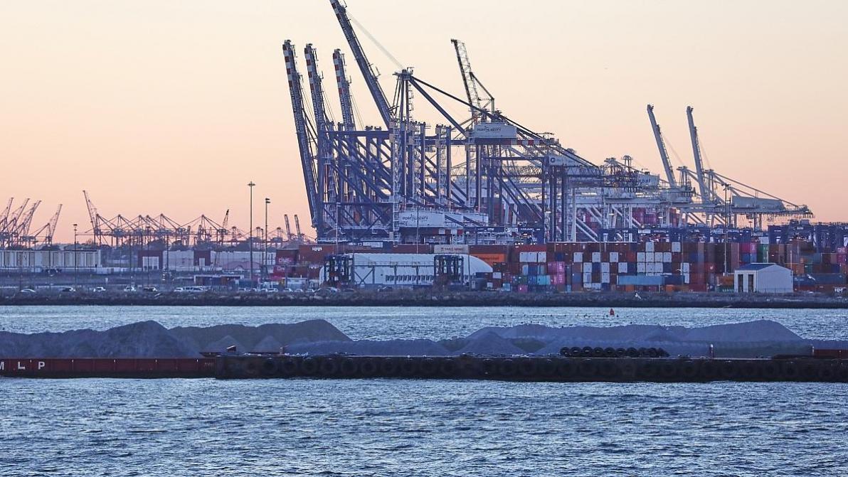 Wirtschaft - Blackrock sieht Europa als möglichen Profiteur des Zollstreits Wirtschaft - Blackrock sieht Europa als möglichen Profiteur des Zollstreits