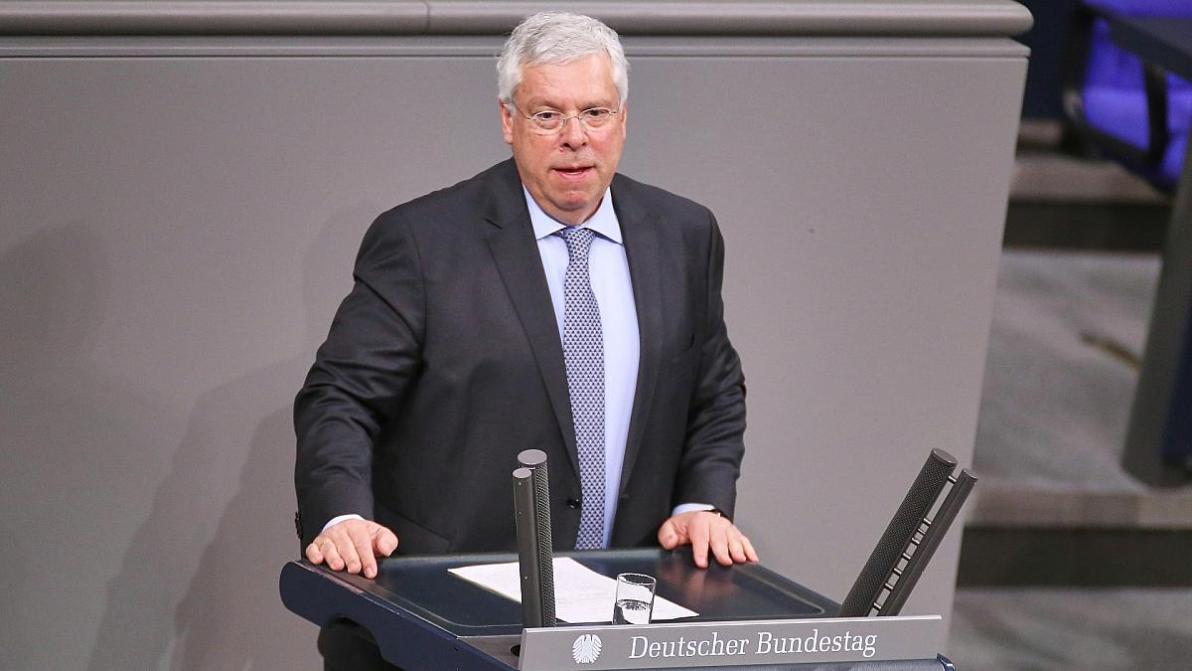 Wirtschaft - Union drängt auf schärfere Sanktionen gegen russischen Ölverkäufe Wirtschaft - Union drängt auf schärfere Sanktionen gegen russischen Ölverkäufe