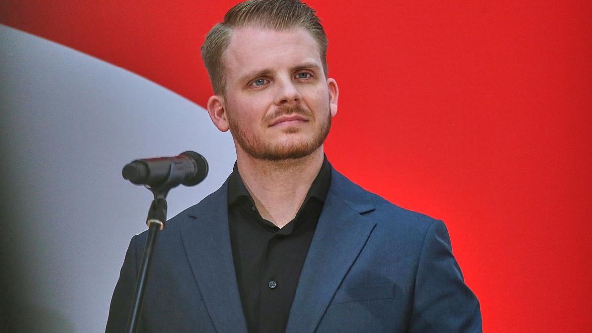 Wirtschaft - SPD-Generalsekretär will Übergewinnsteuer diskutieren Wirtschaft - SPD-Generalsekretär will Übergewinnsteuer diskutieren