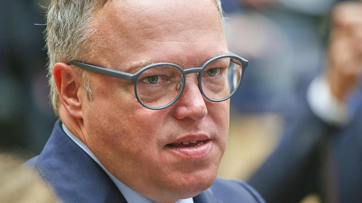 Wirtschaft - Voigt macht Druck bei Stromsteuer und Bund-Länder-Finanzen Wirtschaft - Voigt macht Druck bei Stromsteuer und Bund-Länder-Finanzen