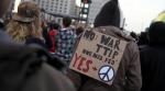 Hunderte protestieren gegen Establishment und Mainstream-Medien