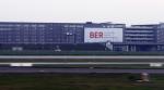 Flughafen BER muss um Baugenehmigung zittern