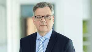 Näher am Glücksspiel als an langfristiger Vermögensanlage”: BaFin will Handel mit Turbo-Zertifikaten einschränken Näher am Glücksspiel als an langfristiger Vermögensanlage”: BaFin will Handel mit Turbo-Zertifikaten einschränken