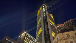 Analyse: Machtpoker um Commerzbank - wie es nach Orcels neuem Vorstoß weitergehen könnte Analyse: Machtpoker um Commerzbank - wie es nach Orcels neuem Vorstoß weitergehen könnte