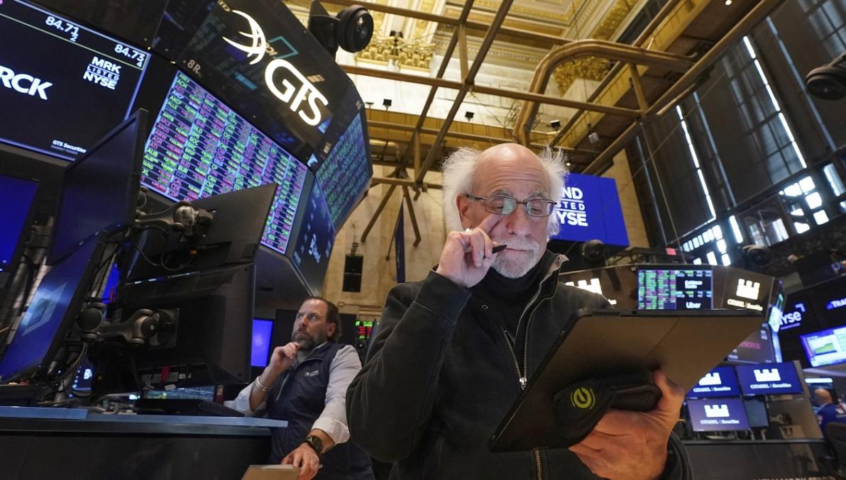 Rezessionsangst - Verkäufe für 18,5 Mrd. Euro: 11 Aktien, die Insider jetzt abstoßen & 3 Käufe Rezessionsangst - Verkäufe für 18,5 Mrd. Euro: 11 Aktien, die Insider jetzt abstoßen & 3 Käufe