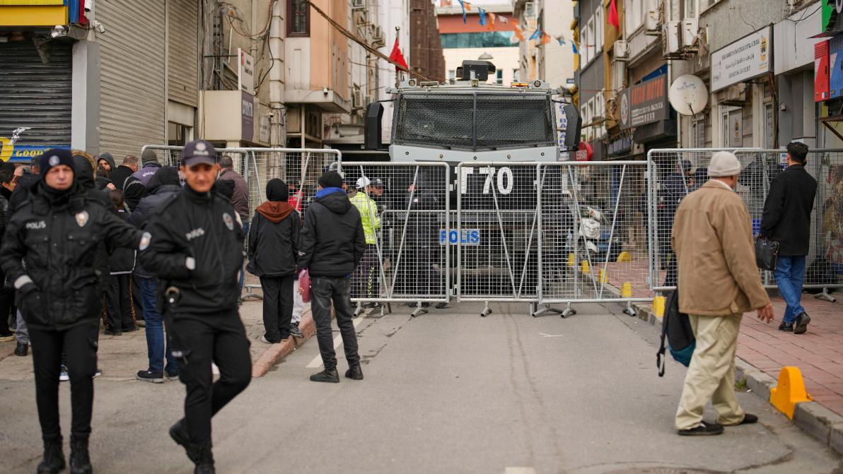 Erdogans Rivale verhaftet - Lira-Crash nach Polit-Razzia: Türkische Märkte mit größten Verlusten weltweit! Erdogans Rivale verhaftet - Lira-Crash nach Polit-Razzia: Türkische Märkte mit größten Verlusten weltweit!