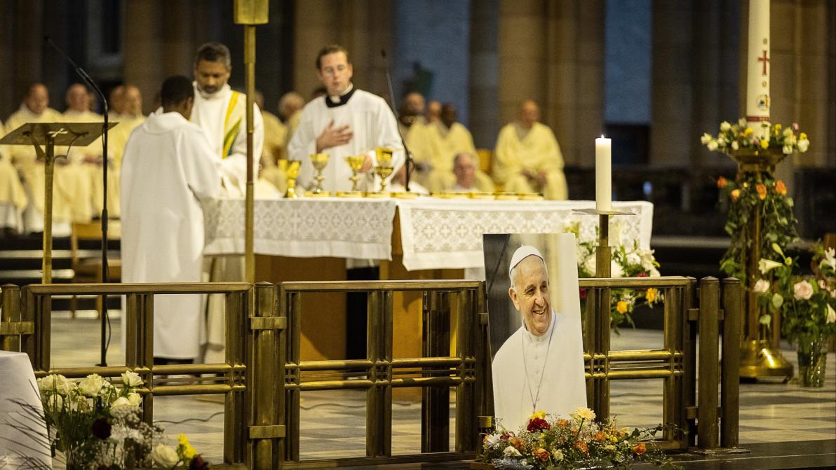 MSCI World Catholic Principles - Anlegen wie der Papst: Das steckt hinter Katholiken-ETFs MSCI World Catholic Principles - Anlegen wie der Papst: Das steckt hinter Katholiken-ETFs