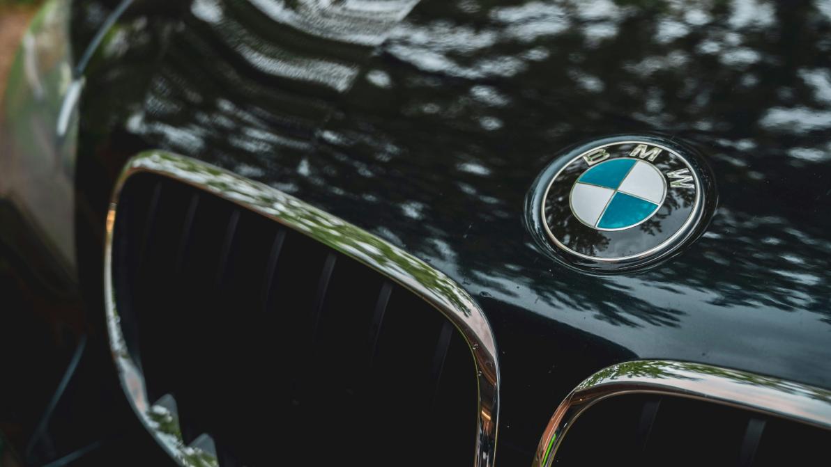 BMW fährt vor - Handelsabkommen zwischen USA und UK verschafft BMW Rückenwind! BMW fährt vor - Handelsabkommen zwischen USA und UK verschafft BMW Rückenwind!