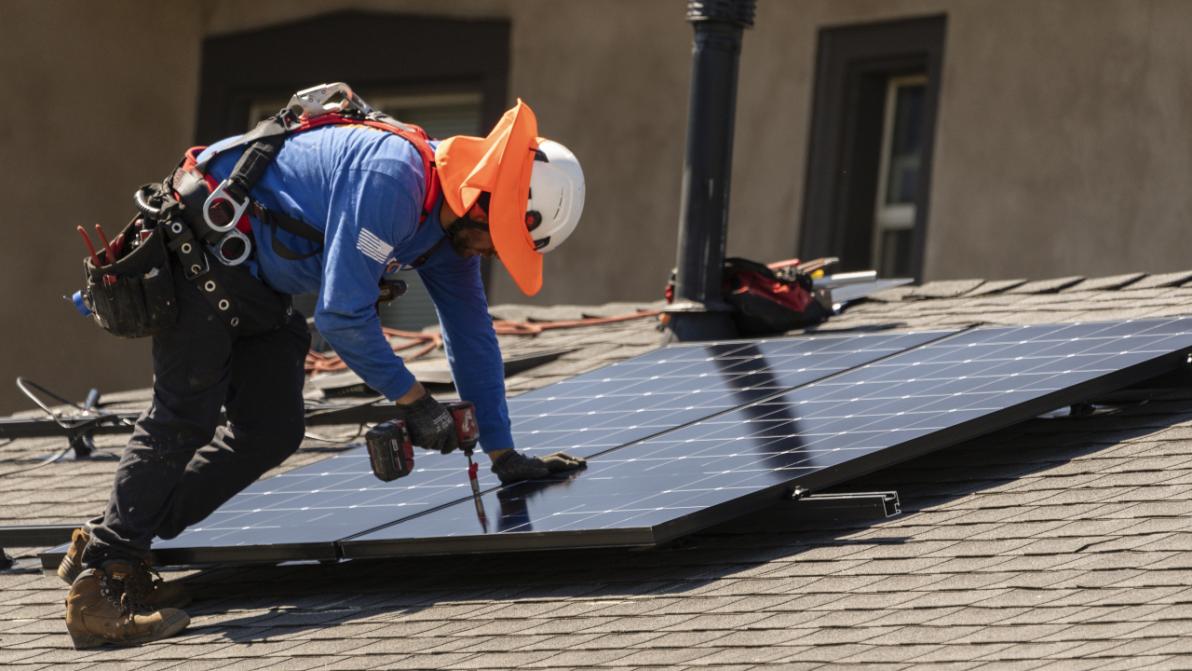 Solaraktien-Crash - Nach Totaleinbruch der Aktie: RBC Capital zieht bei Sunrun den Stecker Solaraktien-Crash - Nach Totaleinbruch der Aktie: RBC Capital zieht bei Sunrun den Stecker