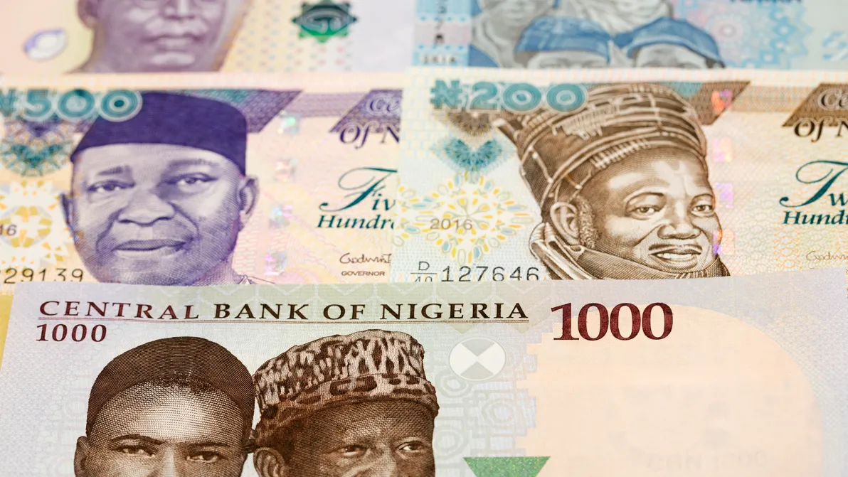 Nach 41 Prozent Einbruch - Nigerias Währung koppelt sich vom Ölpreis los – Dank einem Milliardär Nach 41 Prozent Einbruch - Nigerias Währung koppelt sich vom Ölpreis los – Dank einem Milliardär