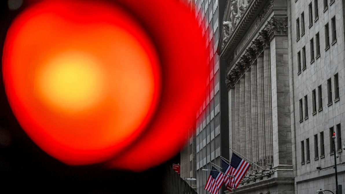 From Boom to Doom? - US-Märkte sind out – Anlegerflucht könnte Jahre andauern, warnt Société Générale From Boom to Doom? - US-Märkte sind out – Anlegerflucht könnte Jahre andauern, warnt Société Générale