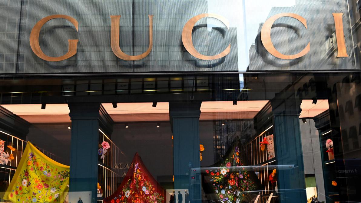 Luxus-Schock - Gucci-Mutter Kering auf Talfahrt – Verkäufe brechen dramatisch ein Luxus-Schock - Gucci-Mutter Kering auf Talfahrt – Verkäufe brechen dramatisch ein