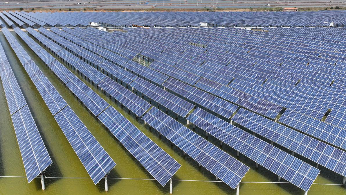 Bis zu 20 Prozent Kursgewinn - Chinesische Solar-Aktien gehen steil – Das ist der Grund Bis zu 20 Prozent Kursgewinn - Chinesische Solar-Aktien gehen steil – Das ist der Grund