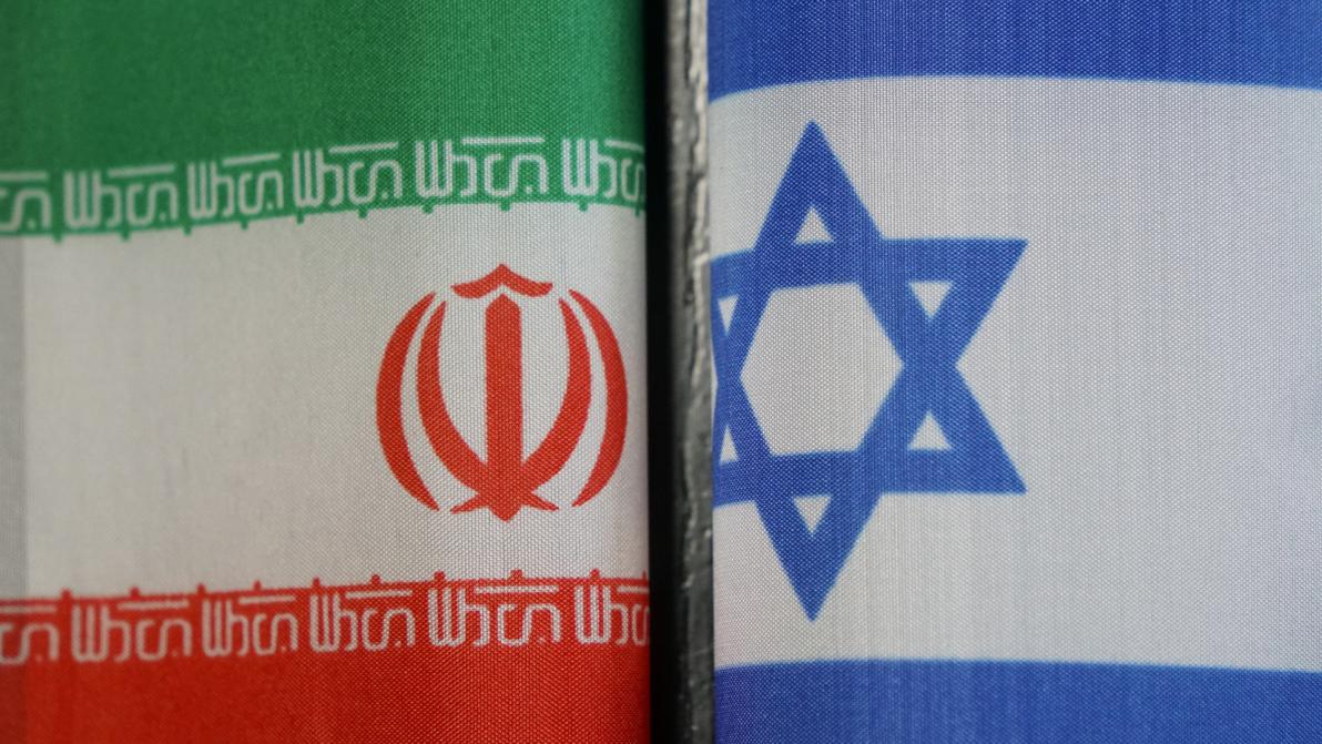 Nahost-Konflikt schockt Börsen - Israel greift an – Mullahs schlagen zurück! Dow-Futures stürzen 600 Punkte ab Nahost-Konflikt schockt Börsen - Israel greift an – Mullahs schlagen zurück! Dow-Futures stürzen 600 Punkte ab
