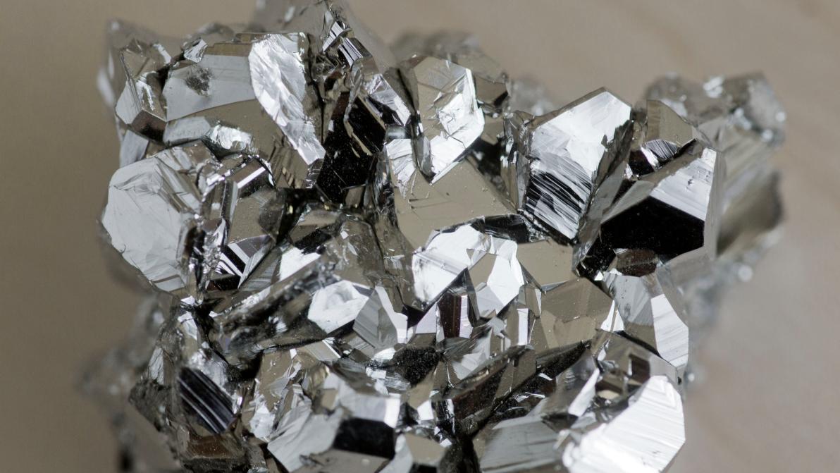 Rohstoffe für die Rüstung - Wismut – ein Nischenmetall für die Rüstung mit spektakulärem Preisanstieg Rohstoffe für die Rüstung - Wismut – ein Nischenmetall für die Rüstung mit spektakulärem Preisanstieg