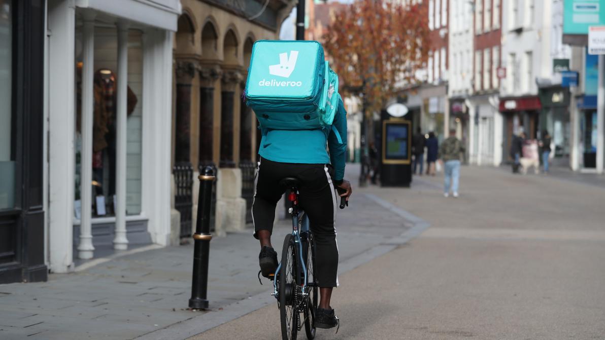 Großer Coup im Liefermarkt - DoorDash lockt Deliveroo-Aktionäre mit Milliardenangebot – Aktie explodiert! Großer Coup im Liefermarkt - DoorDash lockt Deliveroo-Aktionäre mit Milliardenangebot – Aktie explodiert!