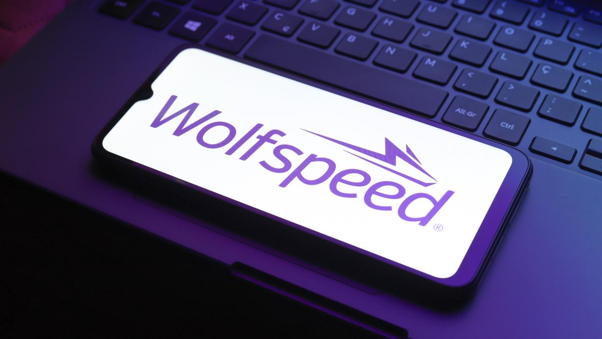 Personalie schafft Vertrauen - Kursverdopplung bei Wolfspeed: Turnaround nimmt mit neuem CFO Fahrt auf Personalie schafft Vertrauen - Kursverdopplung bei Wolfspeed: Turnaround nimmt mit neuem CFO Fahrt auf