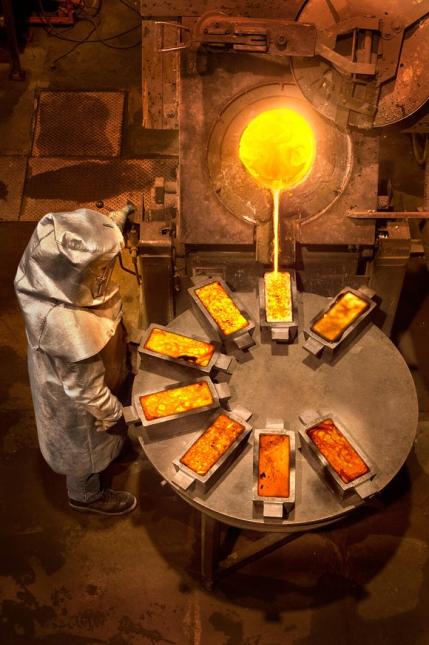 About Kinross Gold Corporation Kinross is a Canadian-based gold mining company with mines and projects in Brazil, Chile, Ghana, Mauritania, Russia and the United States.