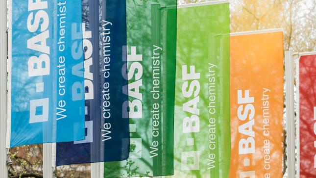 Kann die BASF-Aktie gar nicht noch tiefer fallen? (Mit 7,6 % Dividendenrendite …?!) Kann die BASF-Aktie gar nicht noch tiefer fallen? (Mit 7,6 % Dividendenrendite …?!)
