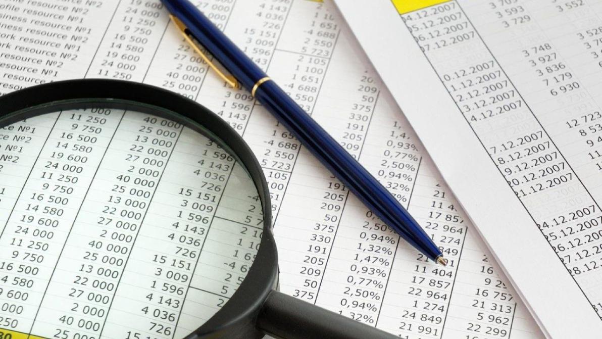3 Aktien bis 2030 einfach liegen lassen und jährlich 15% einstreichen? 3 Aktien bis 2030 einfach liegen lassen und jährlich 15% einstreichen?