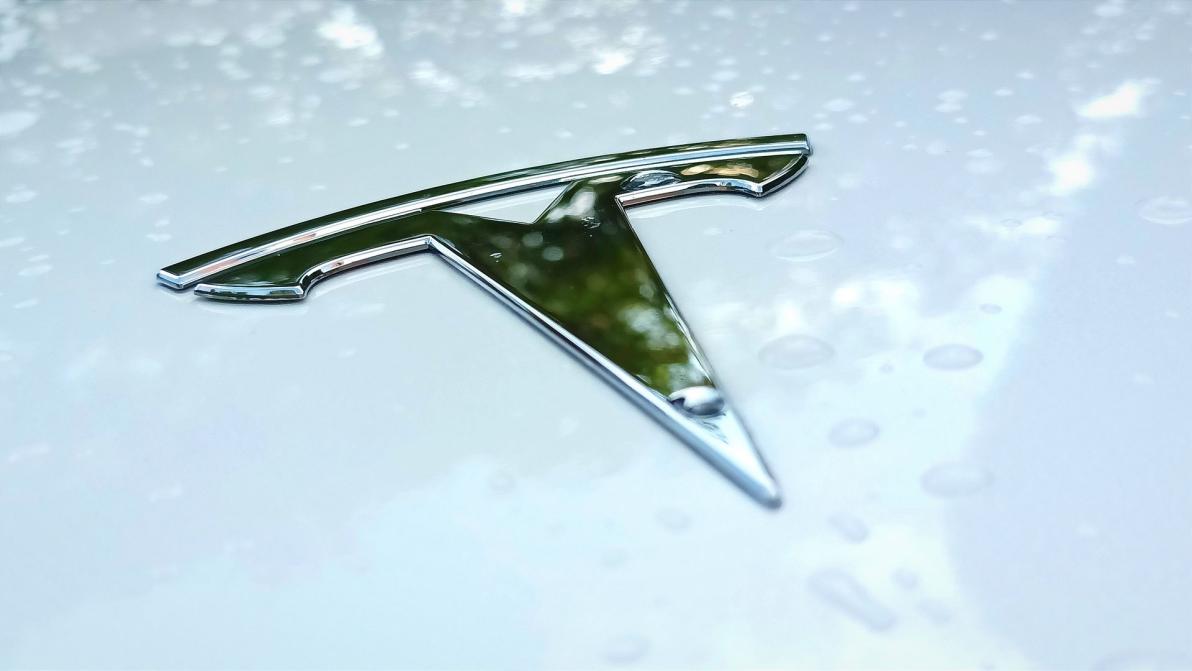4 Dinge, die Tesla kann, Volkswagen jedoch nicht 4 Dinge, die Tesla kann, Volkswagen jedoch nicht