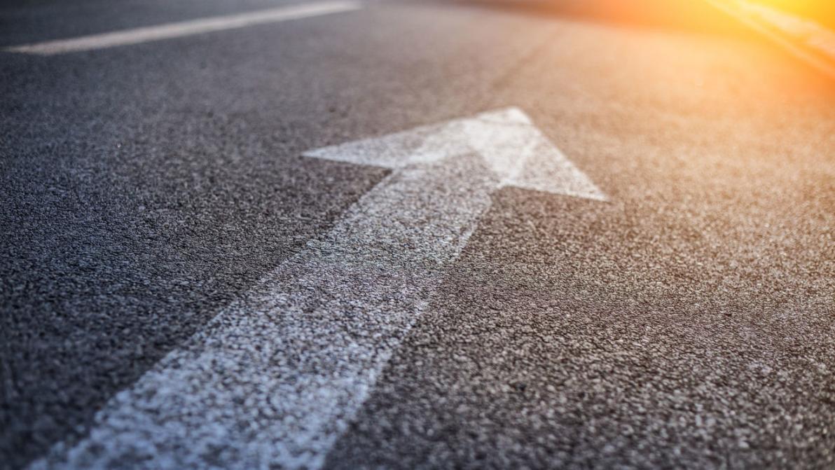 Diese Aktie anschauen – Kurz vor Rallye?