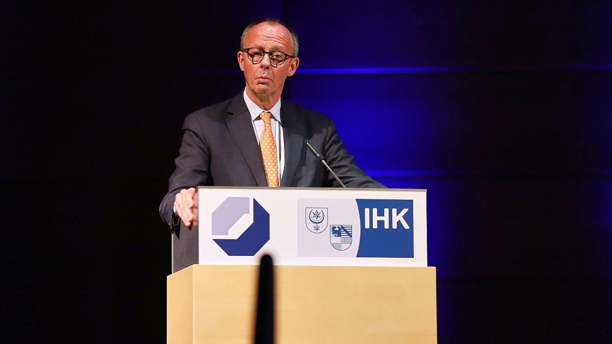 Wirtschaft - Merz wettert vor Unternehmern gegen Work-Life-Balance