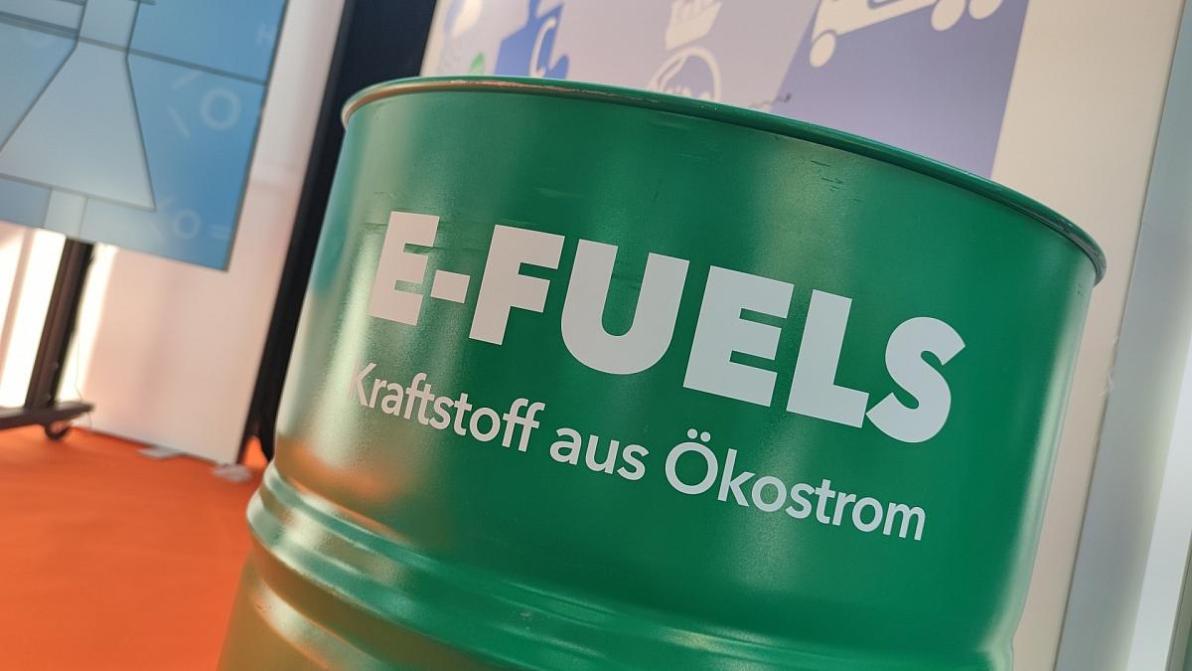 Wirtschaft - ADAC fordert höhere Quoten für Biosprit und E-Fuels