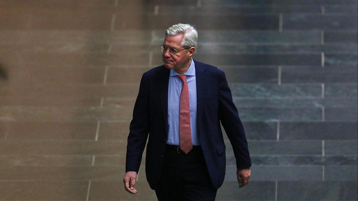 Wirtschaft - Röttgen begrüßt Trumps Strafzölle gegen Handelspartner des Iran