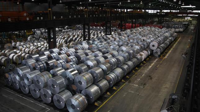 Wirtschaft: Exporte von Eisen und Stahl sinken deutlich