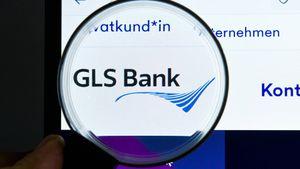 GLS Bank kündigt Kommunisten-Konten