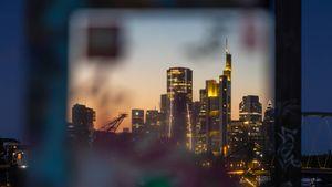 Bankfilialnetz schrumpft weiter - Bundesbank legt Statistik vor
