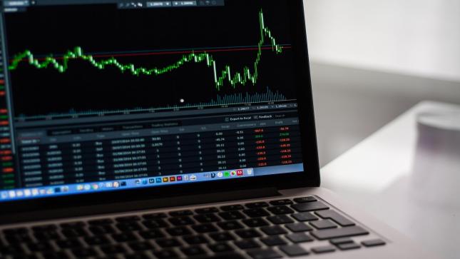 Wertvollstes Unternehmen, Unterbewertung und Trendwende voraus? ASML, BASF, Desert Gold