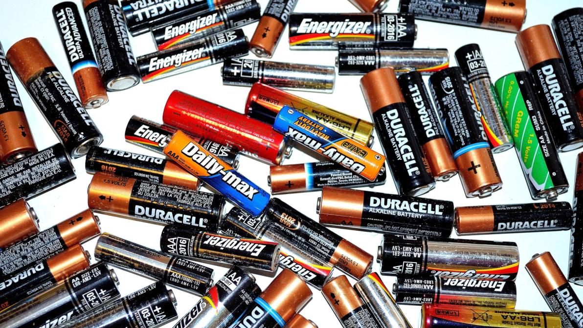 Die Batterie allein reicht nicht – warum BYD, HPQ Silicon und Plug Power die heimlichen Gewinner der Hybrid-Zukunft werden