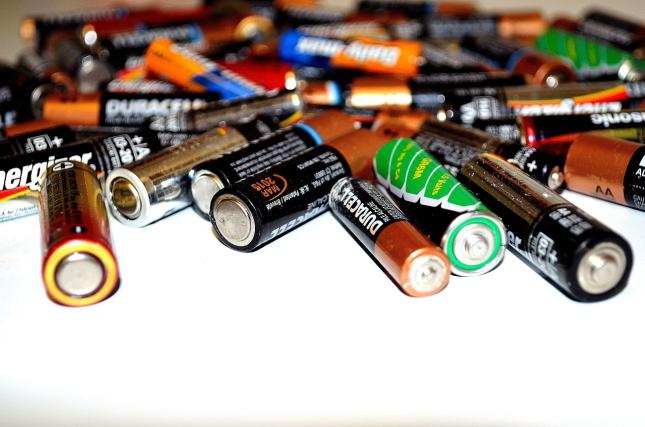 Batterierohstoffe sind der Flaschenhals in vielen Bereichen – Power Metallic Mines, DroneShield und Volkswagen im Check
