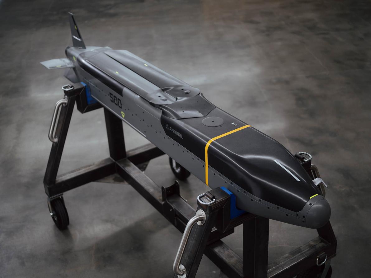 Hat Deutschland ein Drohnen-Problem? Hensoldt, TKMS, Helsing, NEO Battery Materials Aktie!