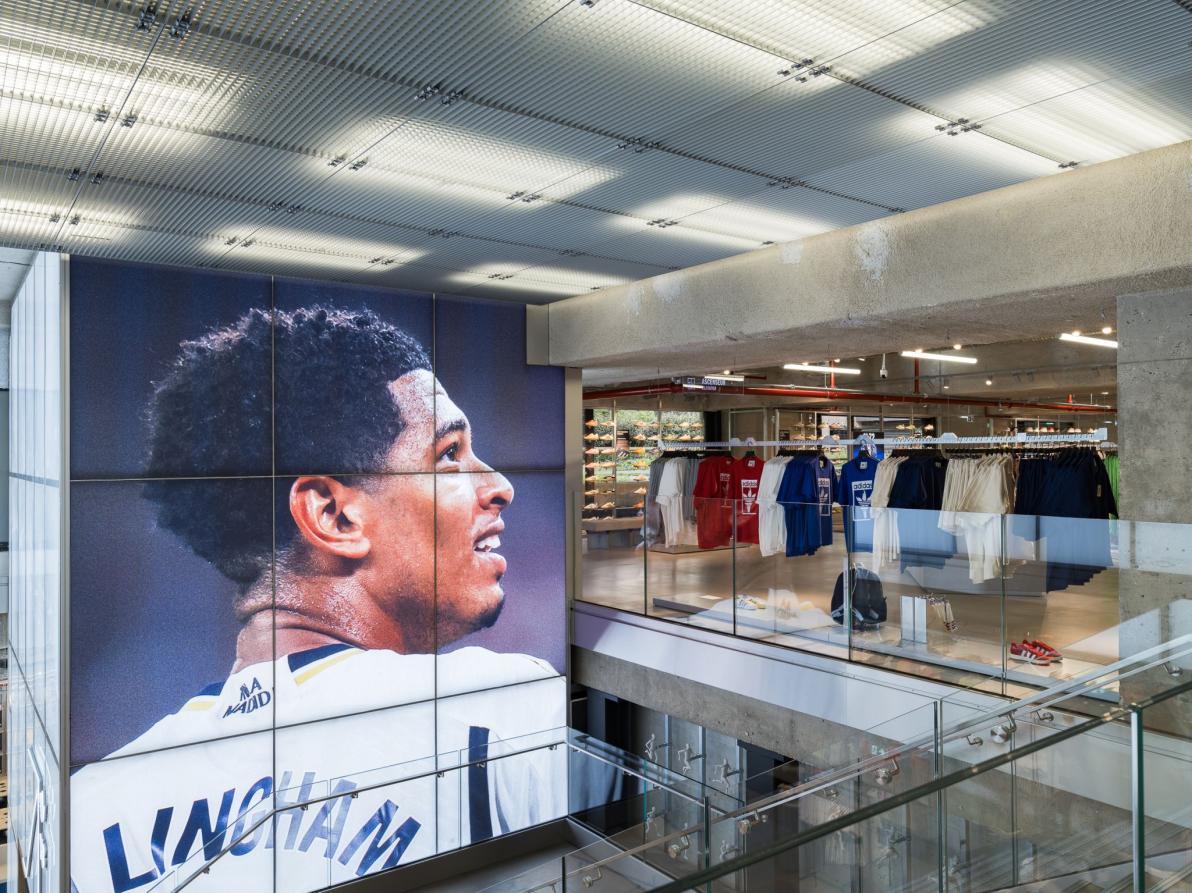 Insiderkauf! Positiver Ausblick! Renk, Adidas, Silver North Resources Aktie.