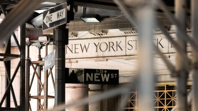US-B-rsenausblick-f-r-2025-Wall-Street-Optimist-Tom-Lee-warnt-vor-scharfer-Korrektur