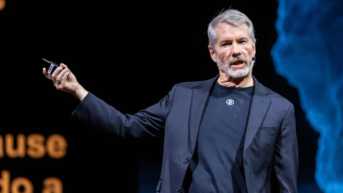 BTC wieder unter 70.000 USD - Saylor trotzt dem Krypto-Crash: "Satoshis Geschenk für die Gläubigen"