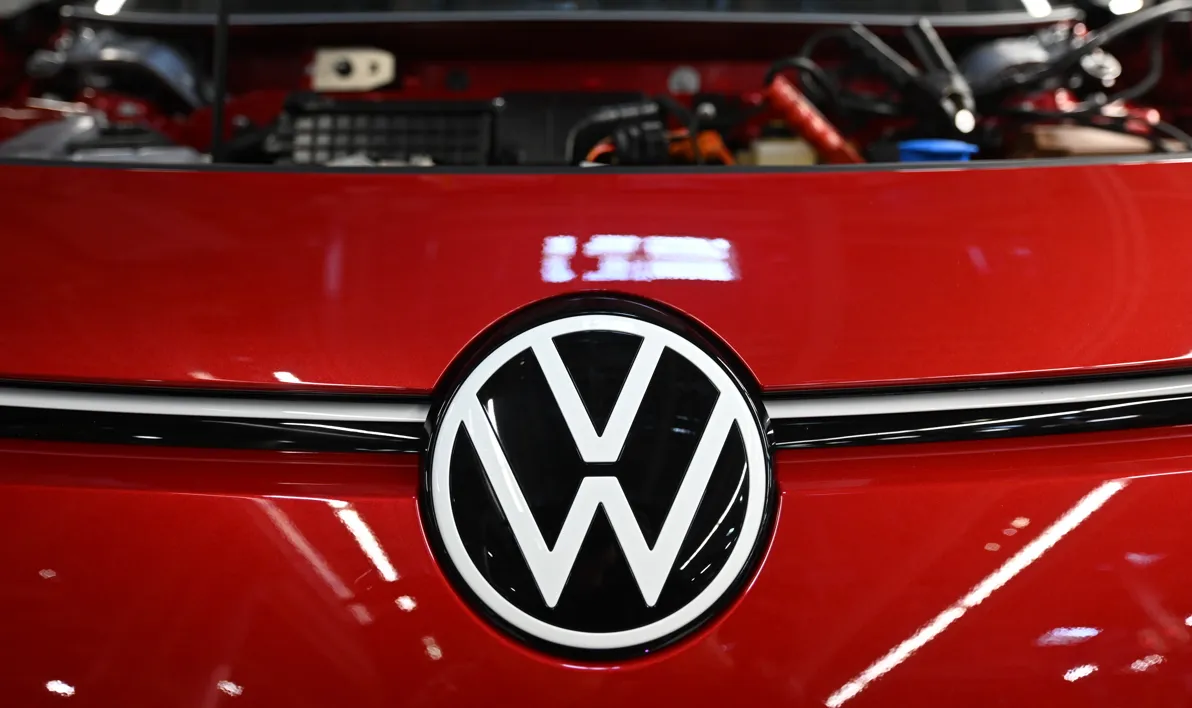 E-Auto-Vorwürfe - Irreführende Angaben? Warum Italien Tesla, VW und Co. verschont