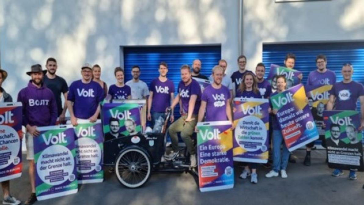 Damian Boeselager im Interview - Volt-Gründer: Scholz hat Deutschland international lächerlich gemacht