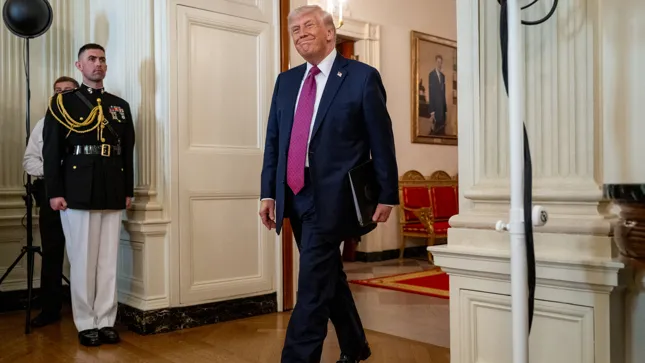 Iran-Krieg: Trump verlängert Waffenruhe: Nikkei 225 erreicht neuen Rekord, aber . . .