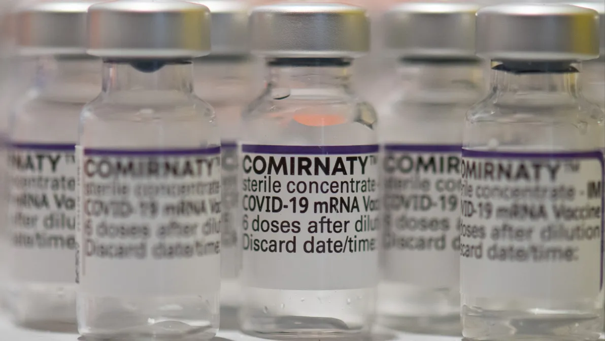 Millionen-Exit - Pfizer schmeißt alle BioNTech-Anteile raus – Aktie bricht ein