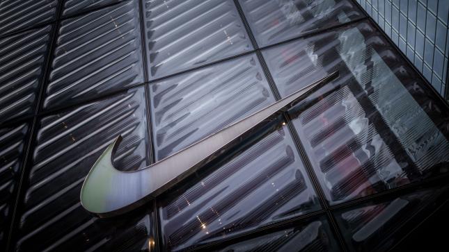 Analysten sehen neue Stärke: Nike kämpft sich zurück: Erlebt die Sneaker-Aktie jetzt ihr Comeback?