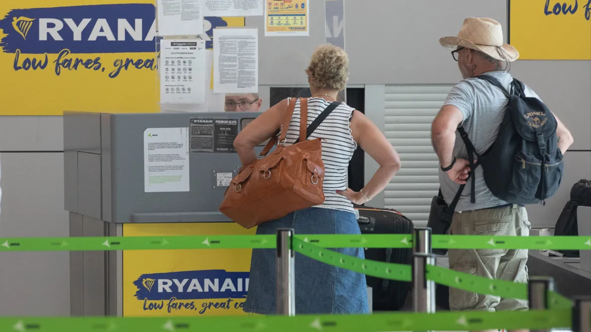 Ryanair unter Beschuss - Gebühr für Eltern? Ryanair gerät wegen Familiensitzen unter Druck