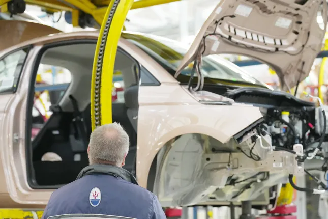 Produktions-Schock-in-Italien-Absturz-um-20-Produktion-bei-Stellantis-st-rzt-weiter-ein