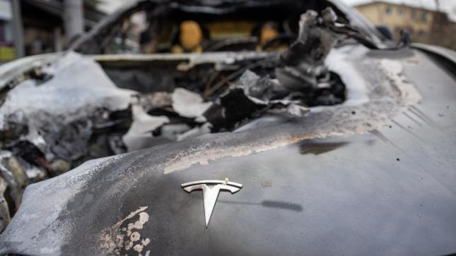 Auch-China-schwach-Tesla-verliert-Europa-Verkaufszahlen-st-rzen-ab